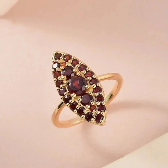 Natural Garnet Elongated Ring in Vermeil Yellow Gold Over 925 Sterling Silver - Picture 4 of 7